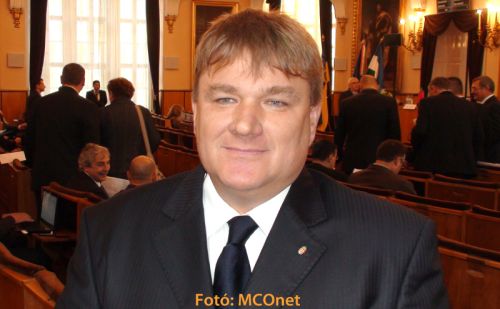 dr. Szűcs Lajos, a MÖOSZ elnöke fotó:MCONET