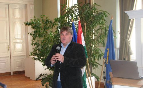 dr. Szűcs Lajos, Pest Megye Közgyűlésének elnöke