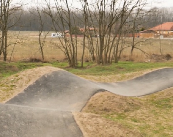 Pumpap&aacute;ly&aacute;nak &ouml;r&uuml;lhetett t&ouml;bb telep&uuml;l&eacute;s Pest v&aacute;rmegy&eacute;ben